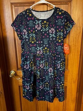 Kids XXL (18) wonder nation Navy Floral Short Sleeve Gathered Dress With Pockets